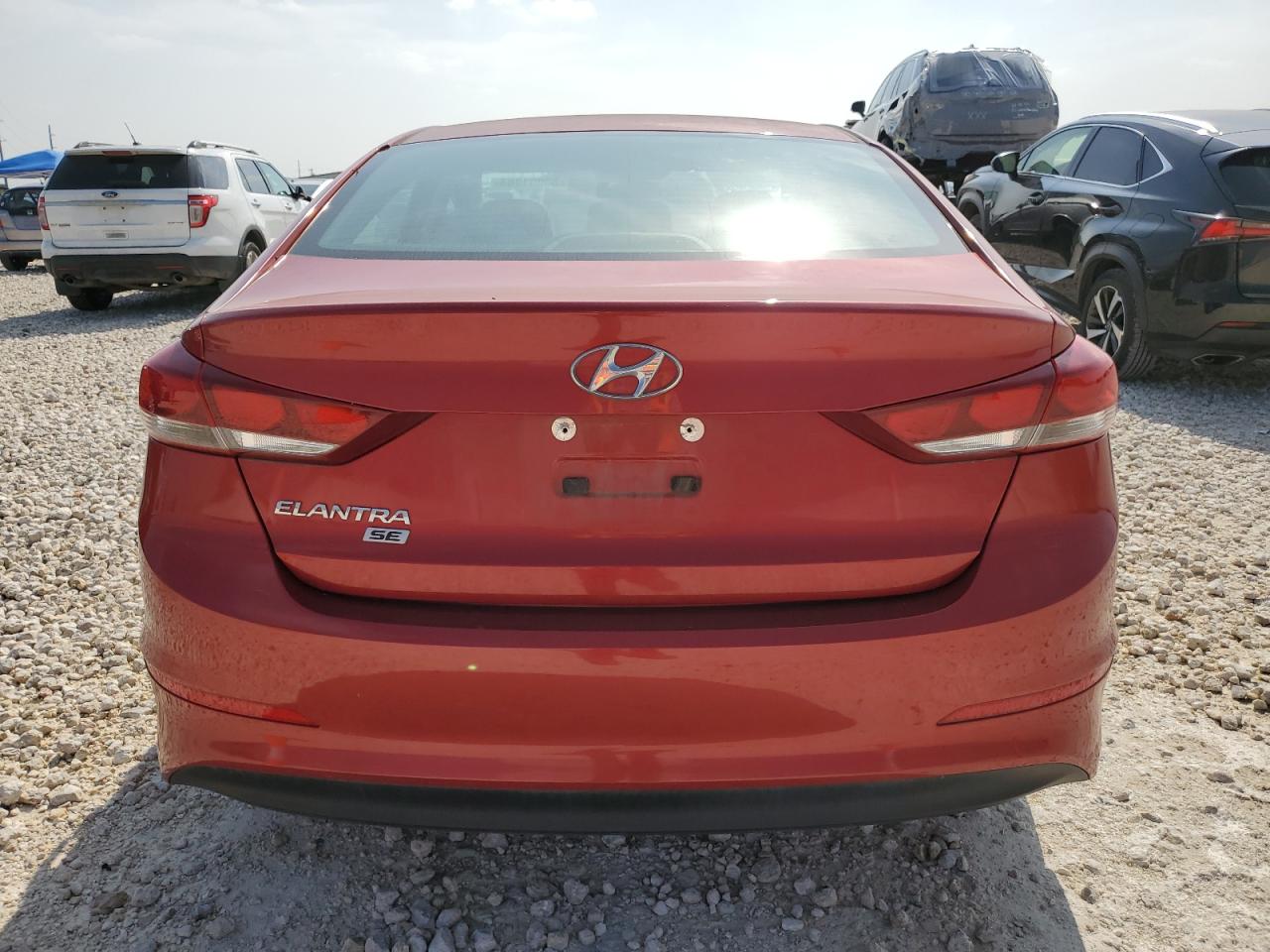 Photo 5 VIN: 5NPD74LF6JH226679 - HYUNDAI ELANTRA 