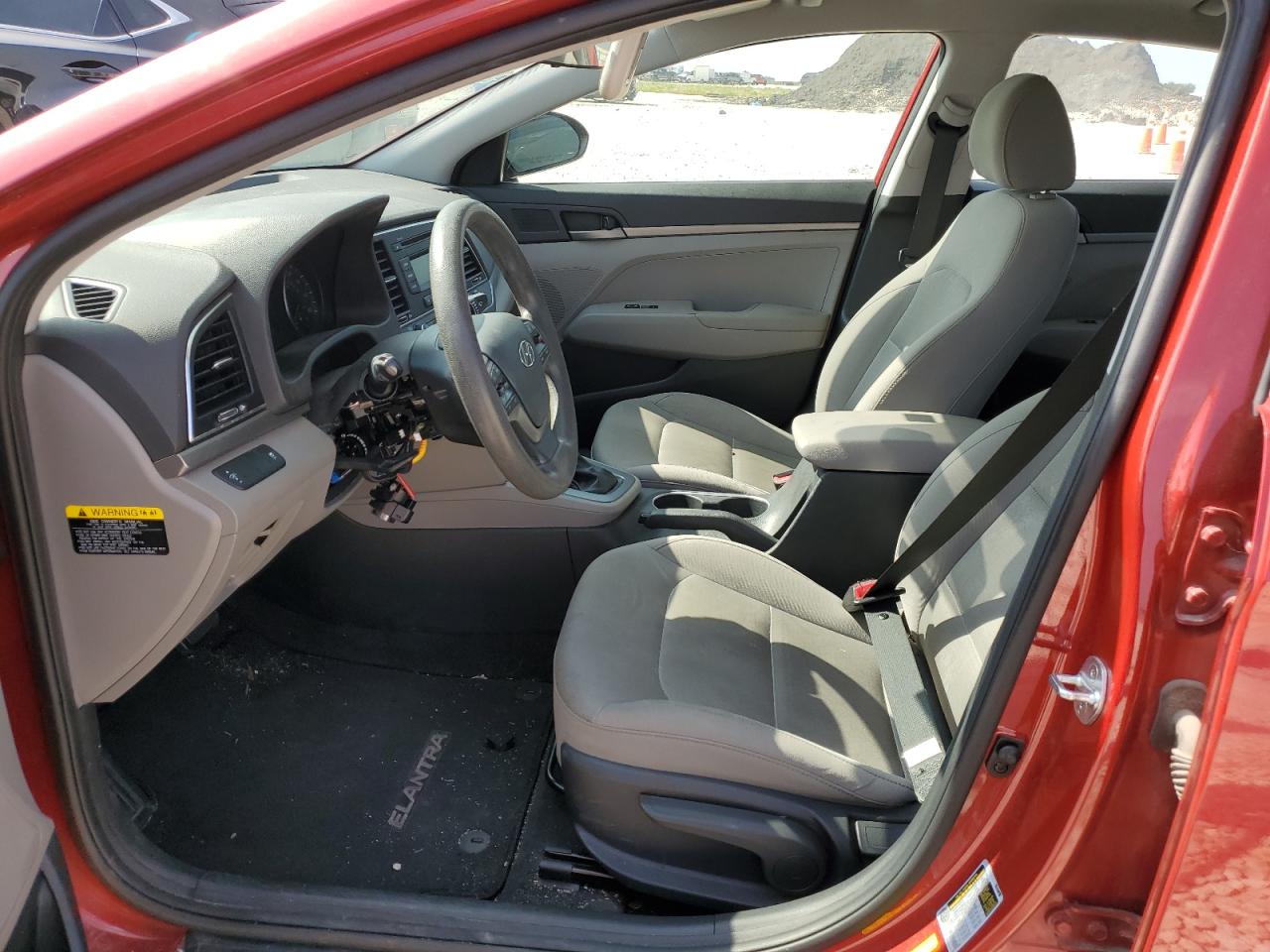 Photo 6 VIN: 5NPD74LF6JH226679 - HYUNDAI ELANTRA 