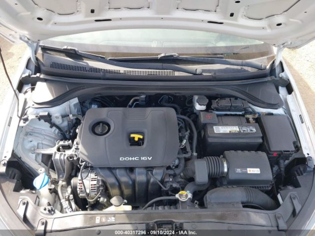 Photo 9 VIN: 5NPD74LF6JH266020 - HYUNDAI ELANTRA 