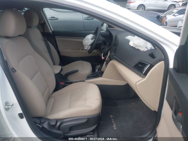 Photo 4 VIN: 5NPD74LF6JH326488 - HYUNDAI ELANTRA 