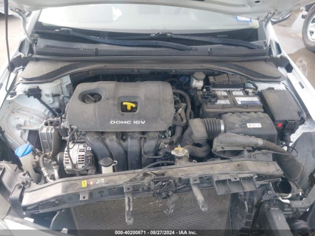 Photo 9 VIN: 5NPD74LF6JH326488 - HYUNDAI ELANTRA 