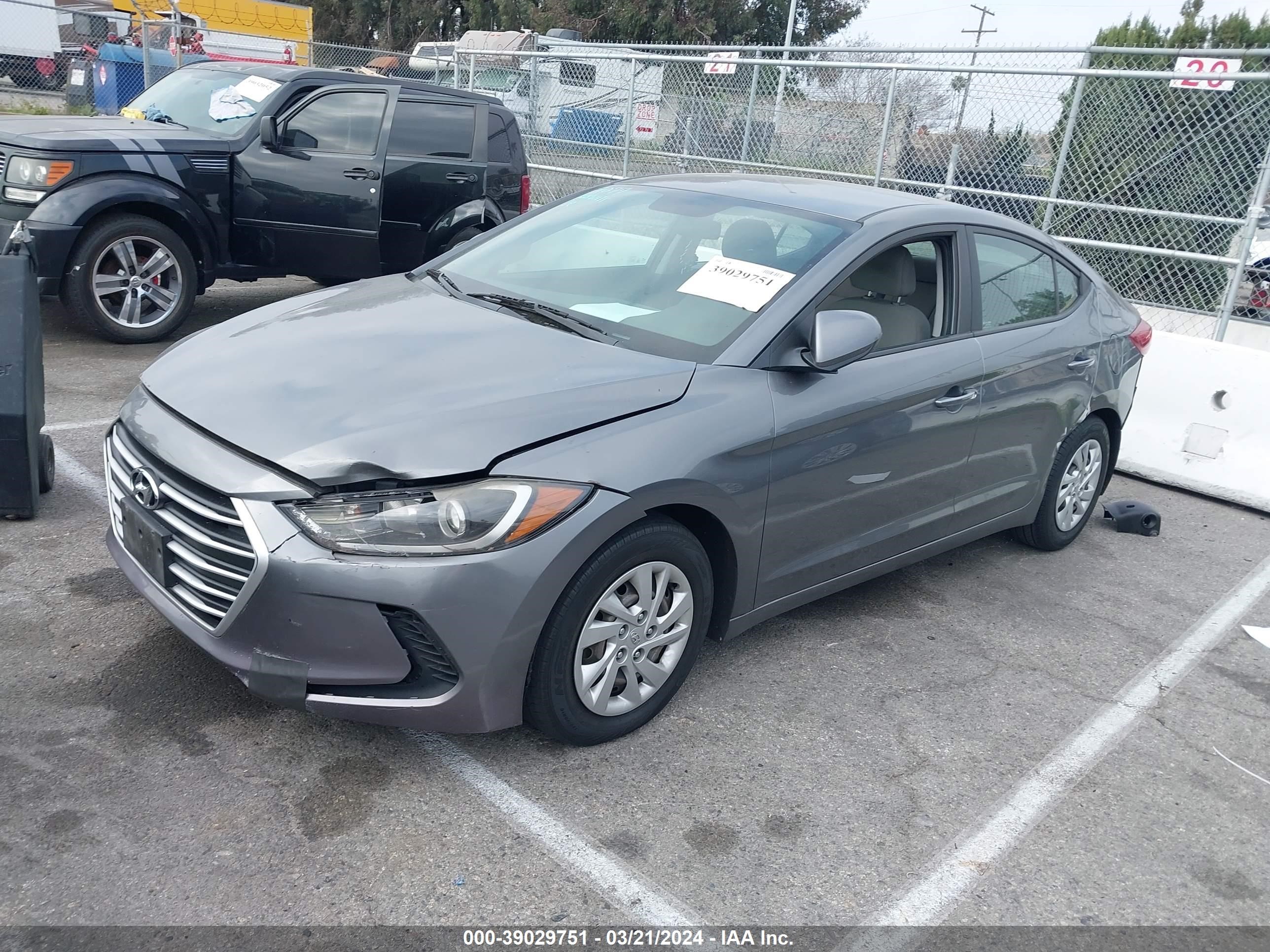 Photo 1 VIN: 5NPD74LF6JH354369 - HYUNDAI ELANTRA 