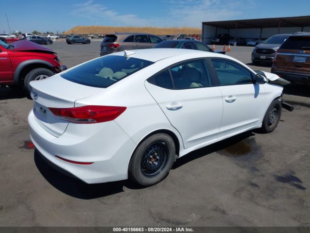 Photo 3 VIN: 5NPD74LF6JH374315 - HYUNDAI ELANTRA 