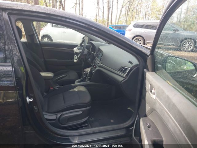 Photo 4 VIN: 5NPD74LF6JH389347 - HYUNDAI ELANTRA 