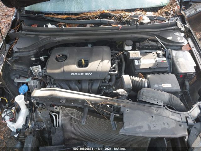 Photo 9 VIN: 5NPD74LF6JH389347 - HYUNDAI ELANTRA 