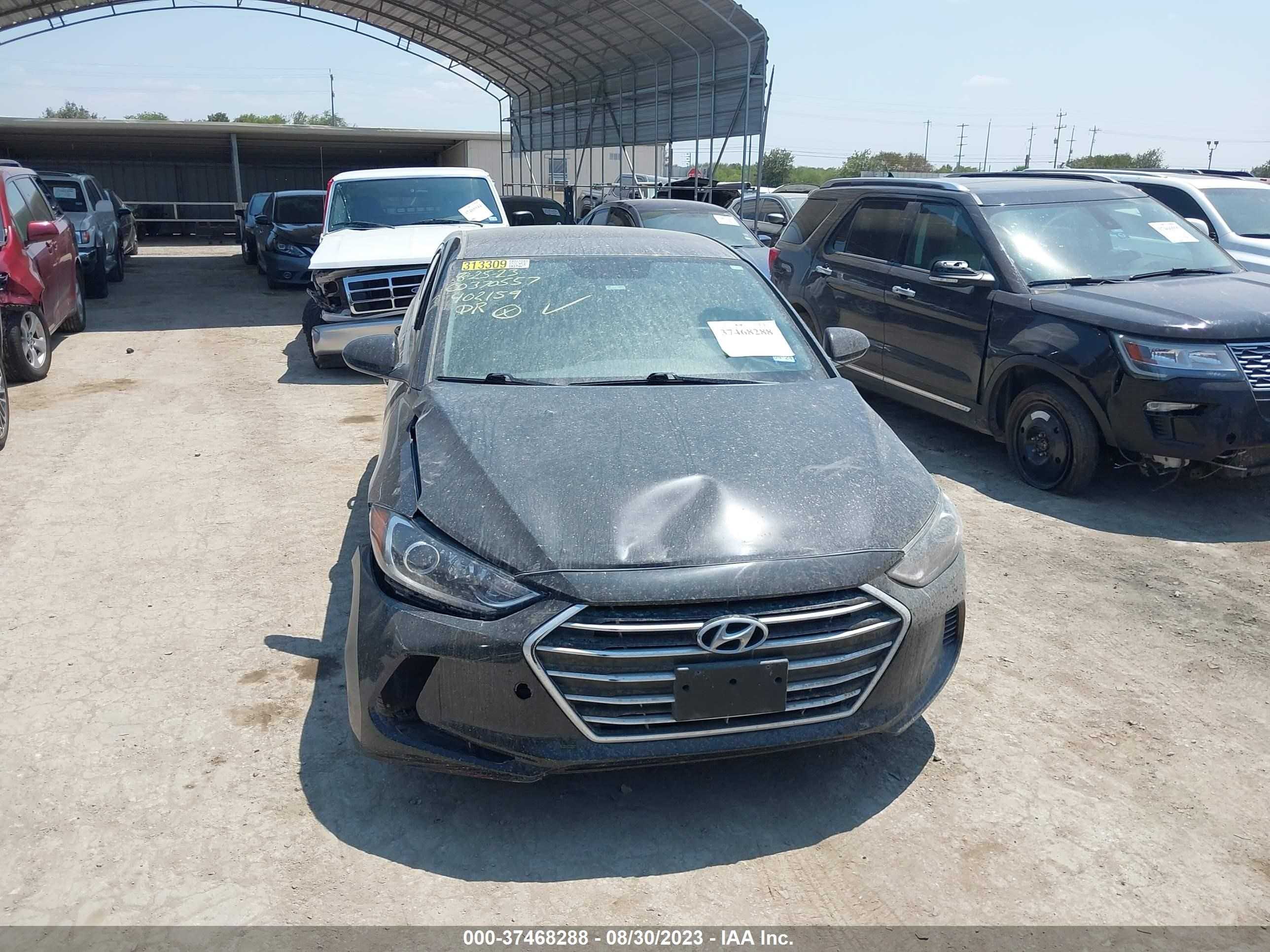 Photo 11 VIN: 5NPD74LF6JH402159 - HYUNDAI ELANTRA 