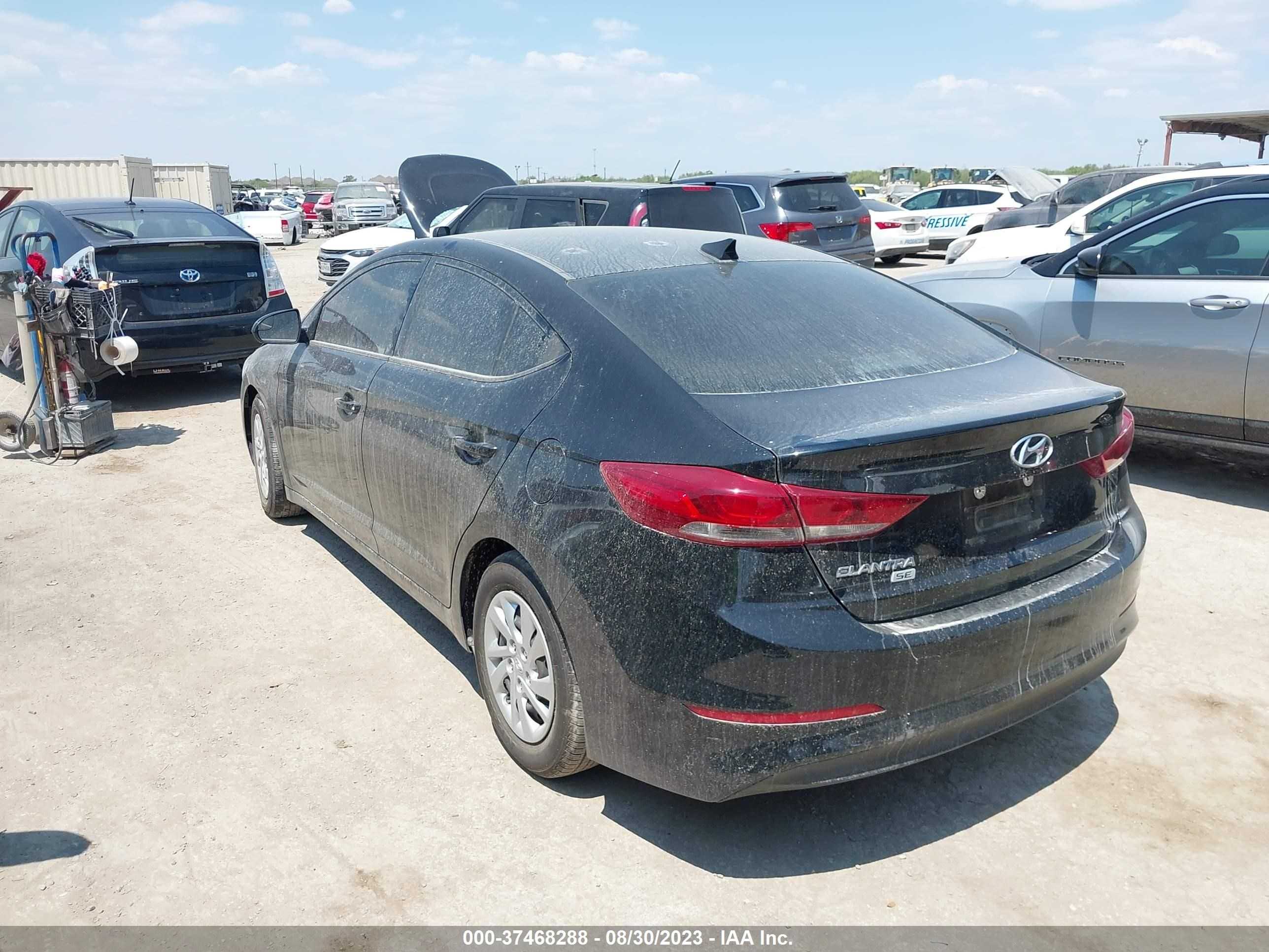 Photo 2 VIN: 5NPD74LF6JH402159 - HYUNDAI ELANTRA 