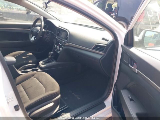 Photo 4 VIN: 5NPD74LF6KH415785 - HYUNDAI ELANTRA 