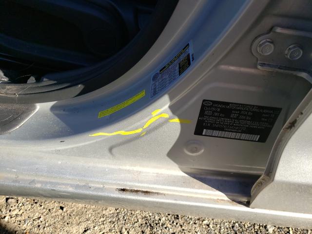 Photo 8 VIN: 5NPD74LF6KH417312 - HYUNDAI ELANTRA SE 