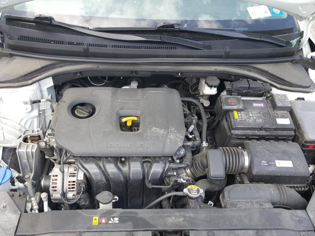 Photo 6 VIN: 5NPD74LF6KH430318 - HYUNDAI ELANTRA SE 