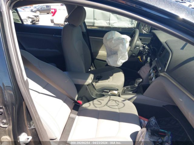 Photo 4 VIN: 5NPD74LF6KH442551 - HYUNDAI ELANTRA 