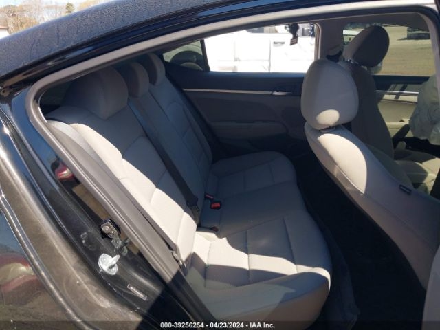 Photo 7 VIN: 5NPD74LF6KH442551 - HYUNDAI ELANTRA 