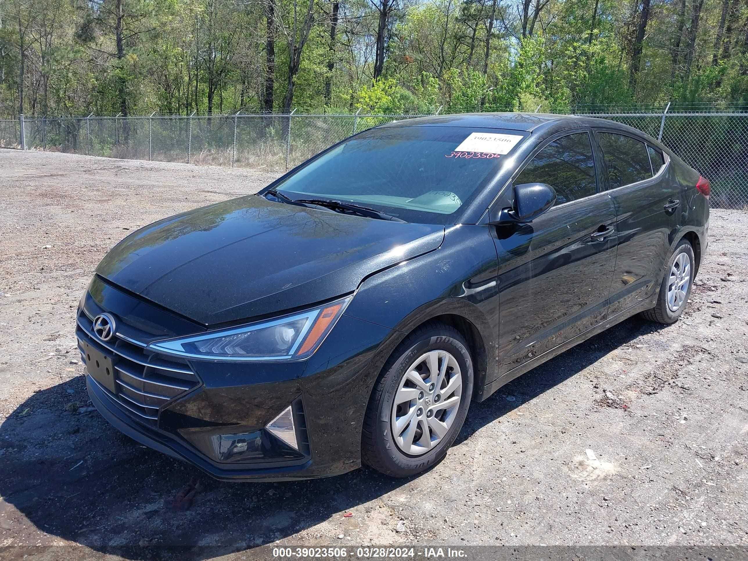 Photo 1 VIN: 5NPD74LF6KH467420 - HYUNDAI ELANTRA 