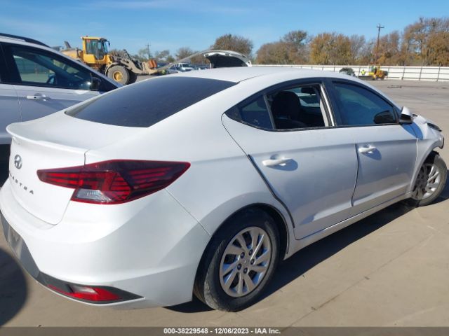 Photo 3 VIN: 5NPD74LF6KH494732 - HYUNDAI ELANTRA 