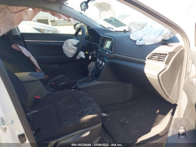 Photo 4 VIN: 5NPD74LF6KH494732 - HYUNDAI ELANTRA 