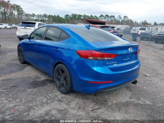 Photo 2 VIN: 5NPD74LF7HH076267 - HYUNDAI ELANTRA 