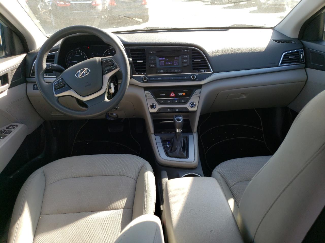 Photo 7 VIN: 5NPD74LF7HH081484 - HYUNDAI ELANTRA 