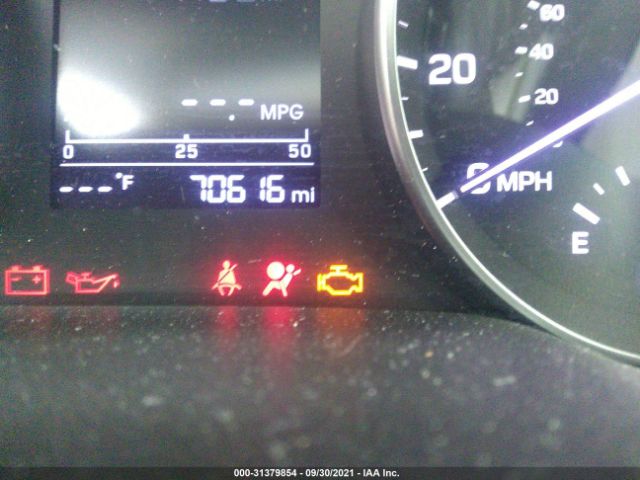 Photo 6 VIN: 5NPD74LF7HH100468 - HYUNDAI ELANTRA 