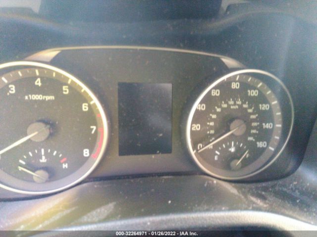 Photo 6 VIN: 5NPD74LF7HH102415 - HYUNDAI ELANTRA 