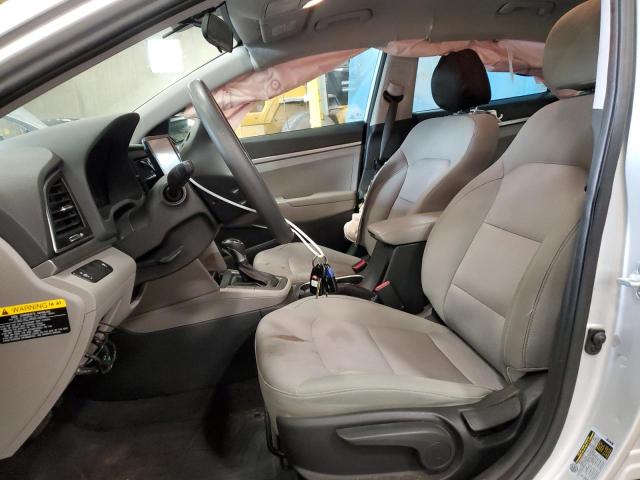 Photo 6 VIN: 5NPD74LF7HH102530 - HYUNDAI ELANTRA 