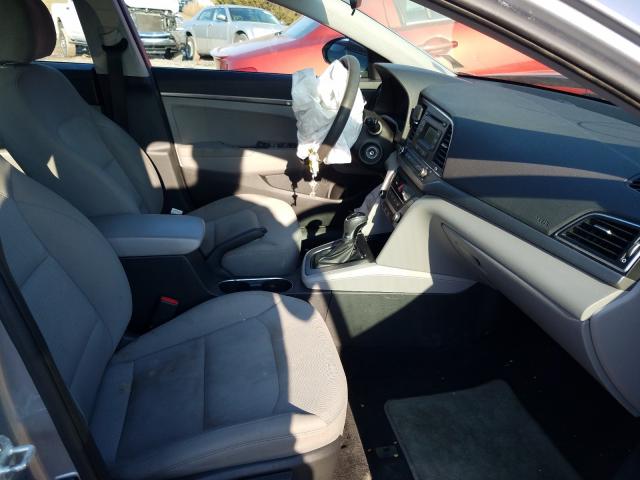 Photo 4 VIN: 5NPD74LF7HH111793 - HYUNDAI ELANTRA SE 