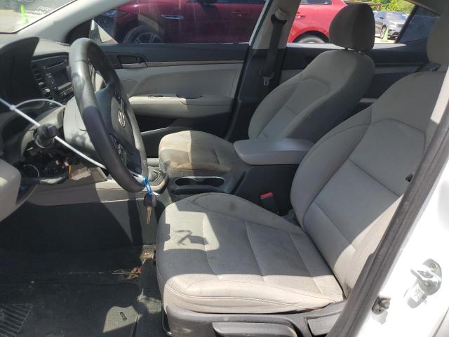 Photo 6 VIN: 5NPD74LF7HH138377 - HYUNDAI ELANTRA 