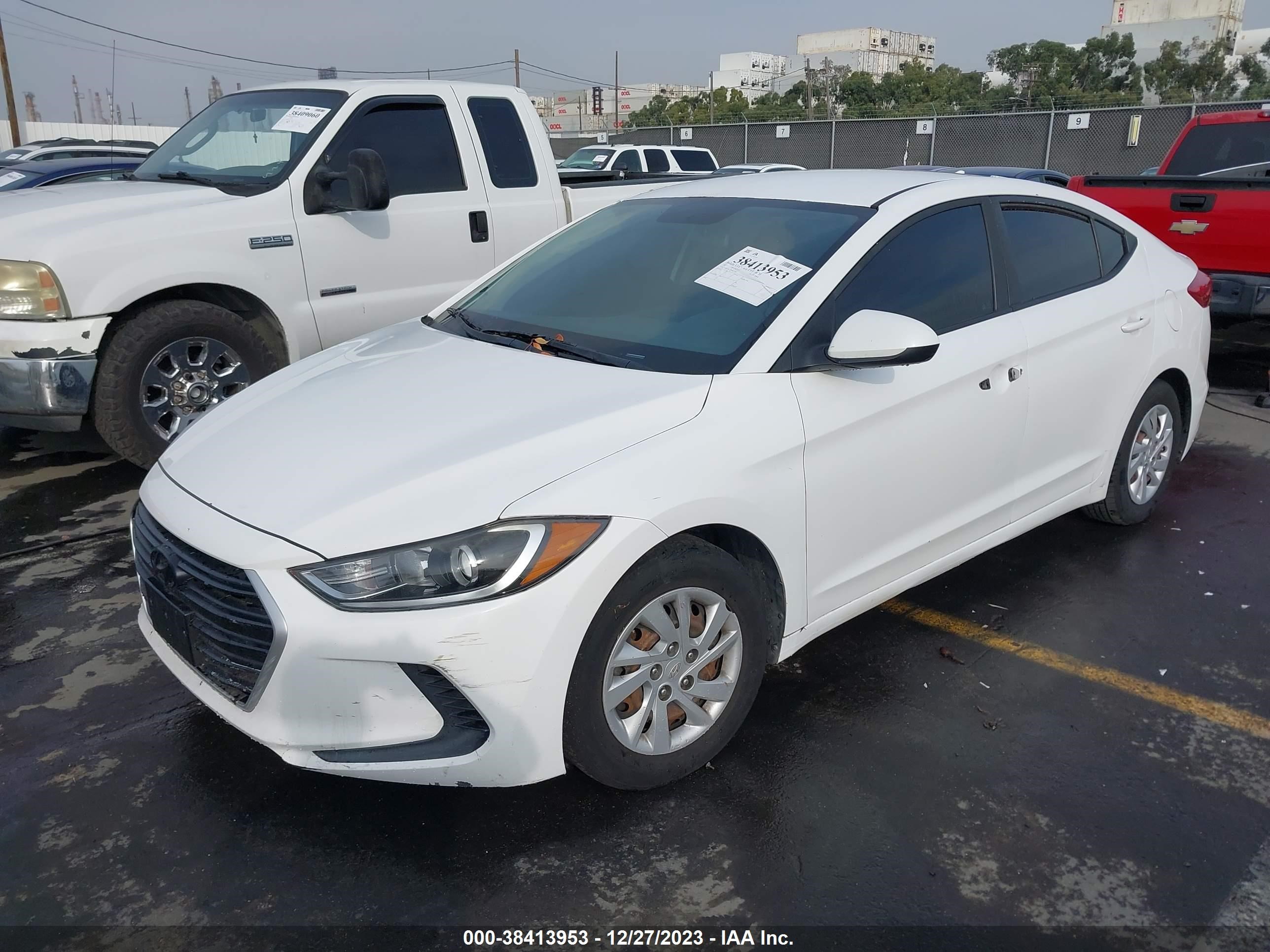 Photo 1 VIN: 5NPD74LF7HH153591 - HYUNDAI ELANTRA 