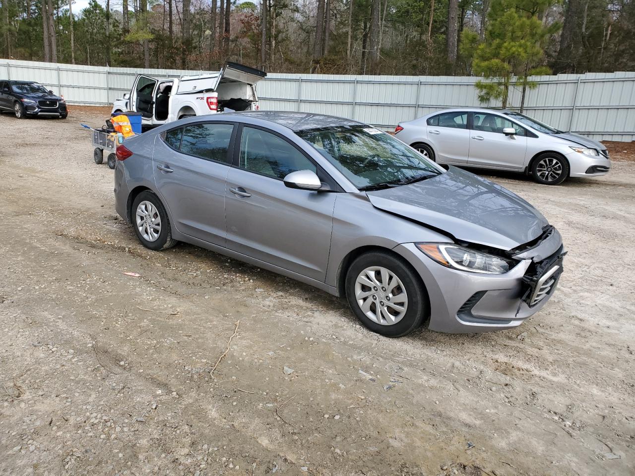 Photo 3 VIN: 5NPD74LF7HH180760 - HYUNDAI ELANTRA 