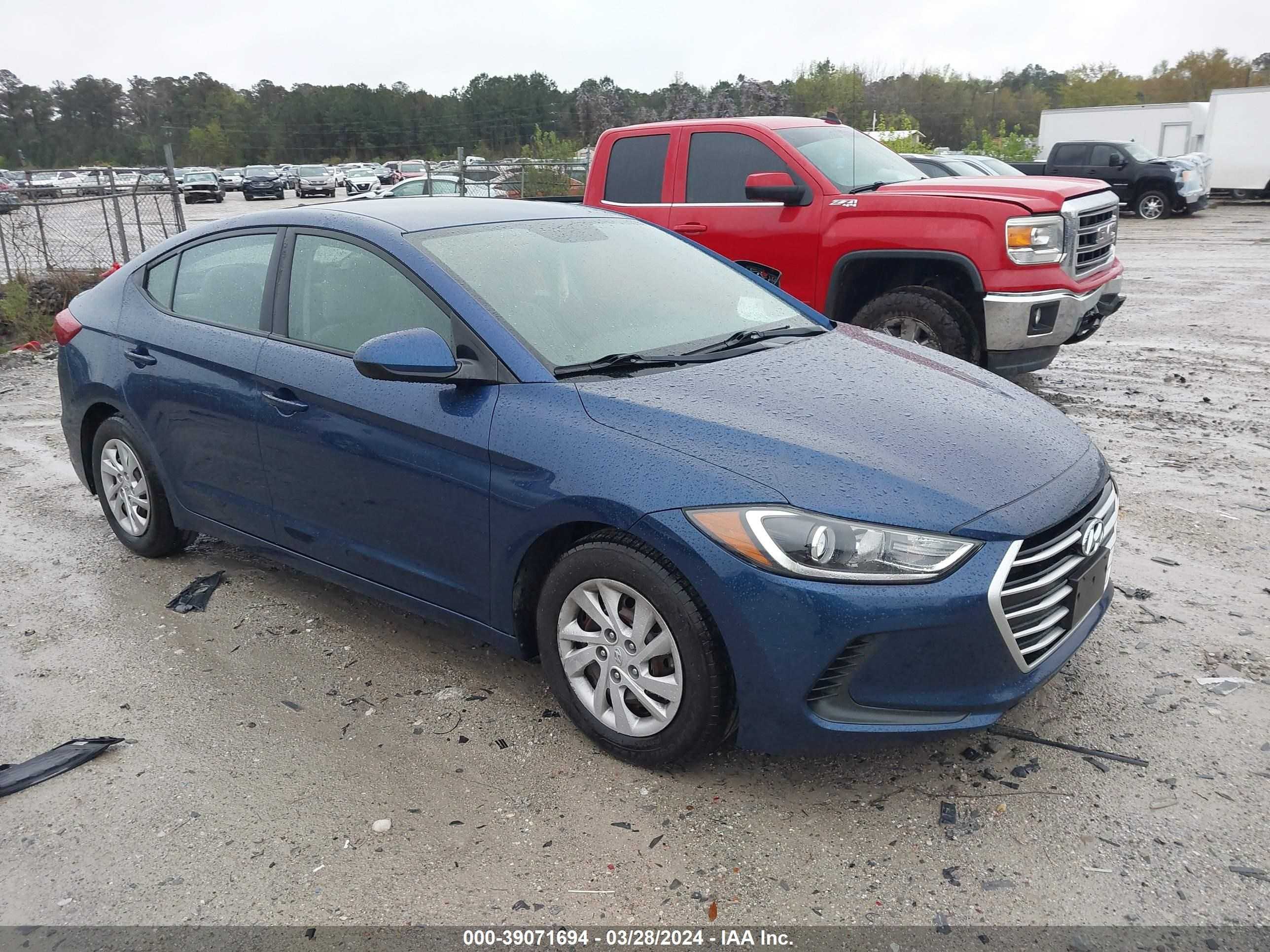 Photo 0 VIN: 5NPD74LF7HH182735 - HYUNDAI ELANTRA 