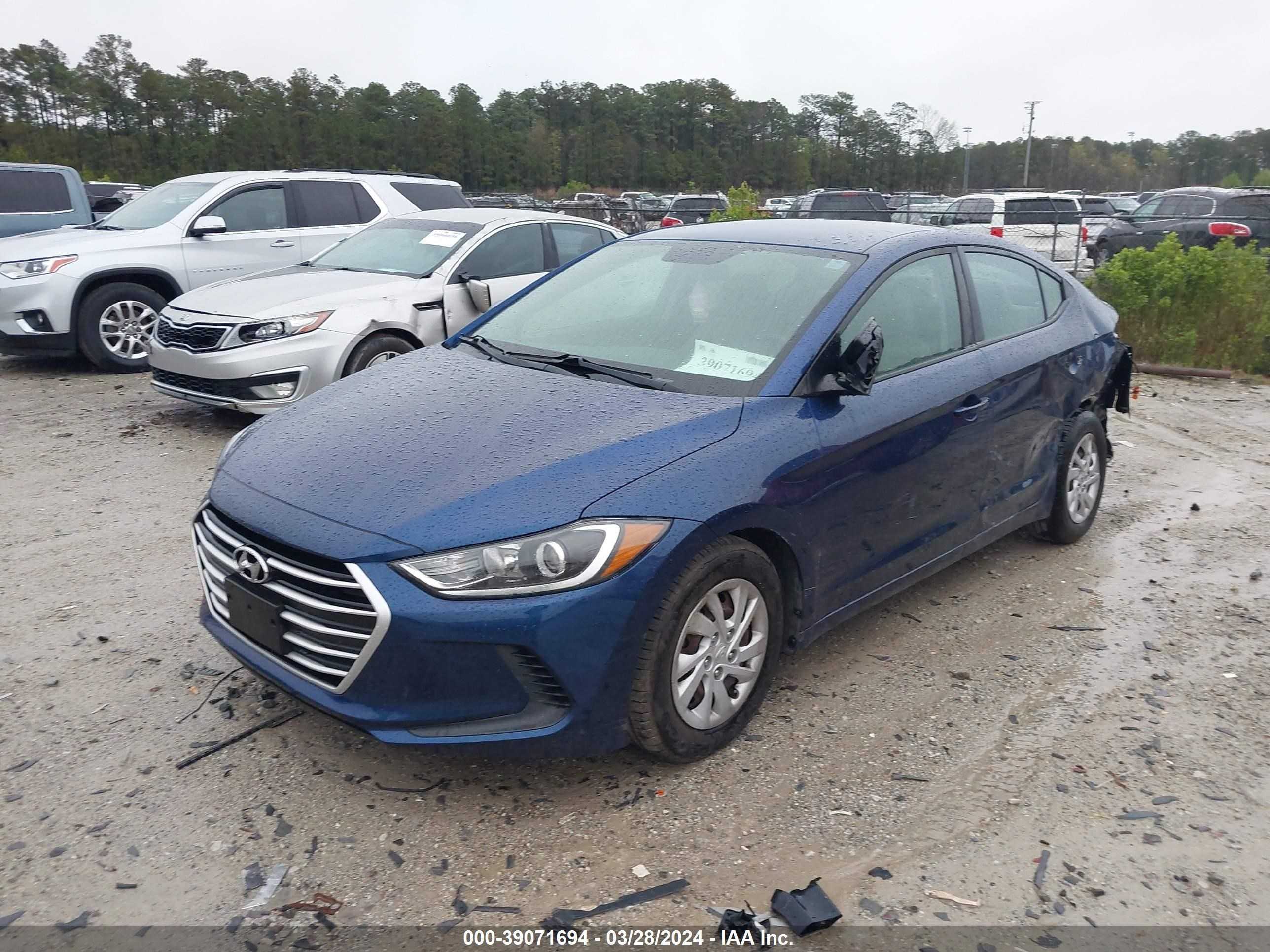 Photo 1 VIN: 5NPD74LF7HH182735 - HYUNDAI ELANTRA 