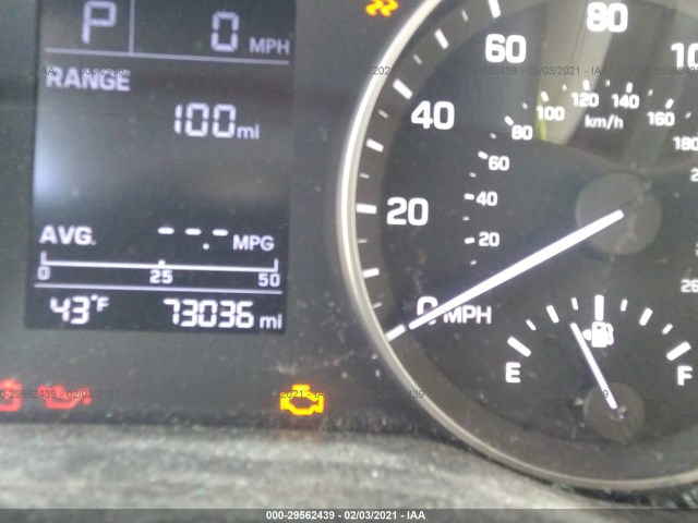 Photo 6 VIN: 5NPD74LF7HH203986 - HYUNDAI ELANTRA 