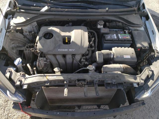 Photo 10 VIN: 5NPD74LF7HH206841 - HYUNDAI ELANTRA SE 