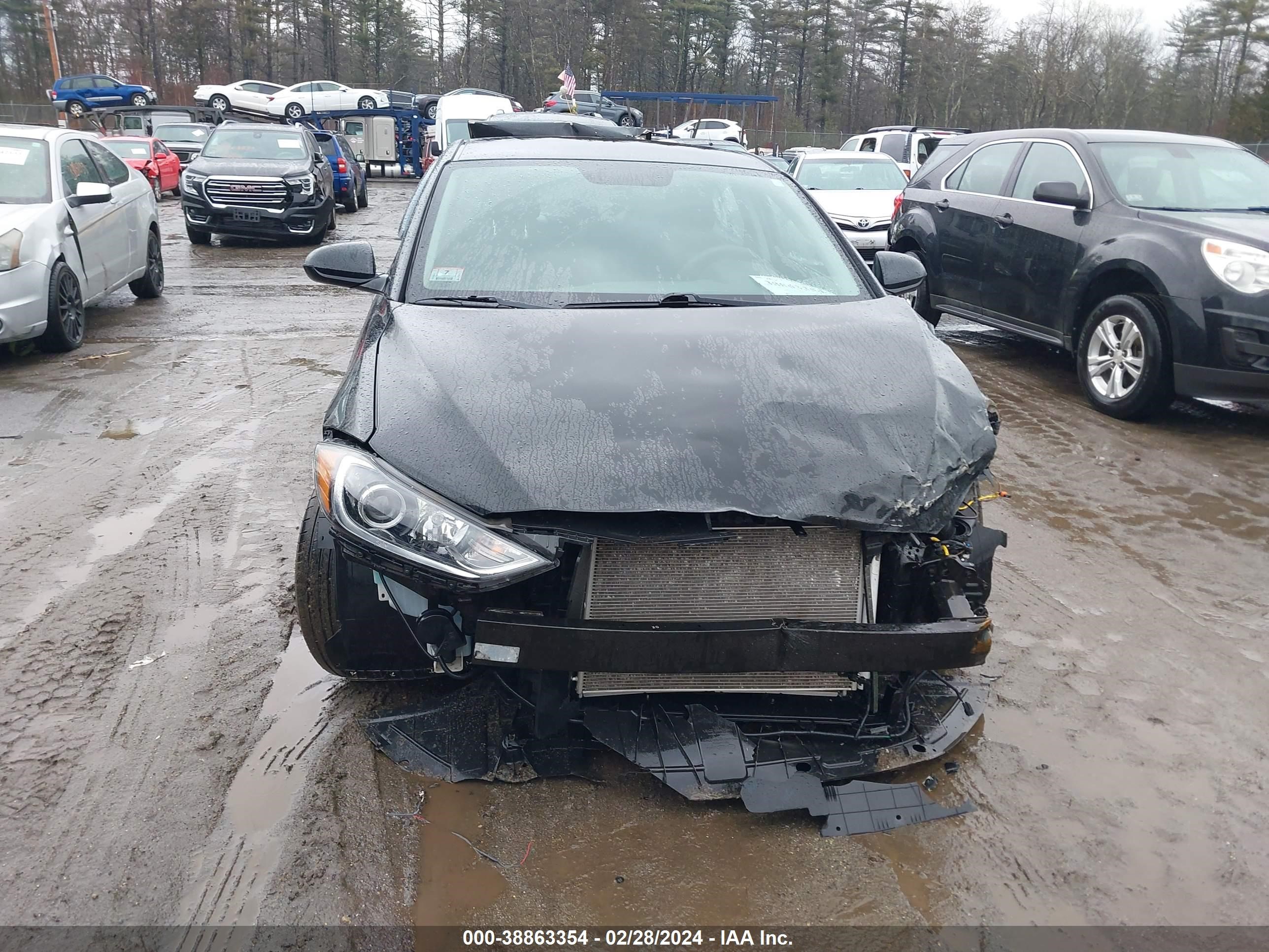 Photo 11 VIN: 5NPD74LF7JH245693 - HYUNDAI ELANTRA 