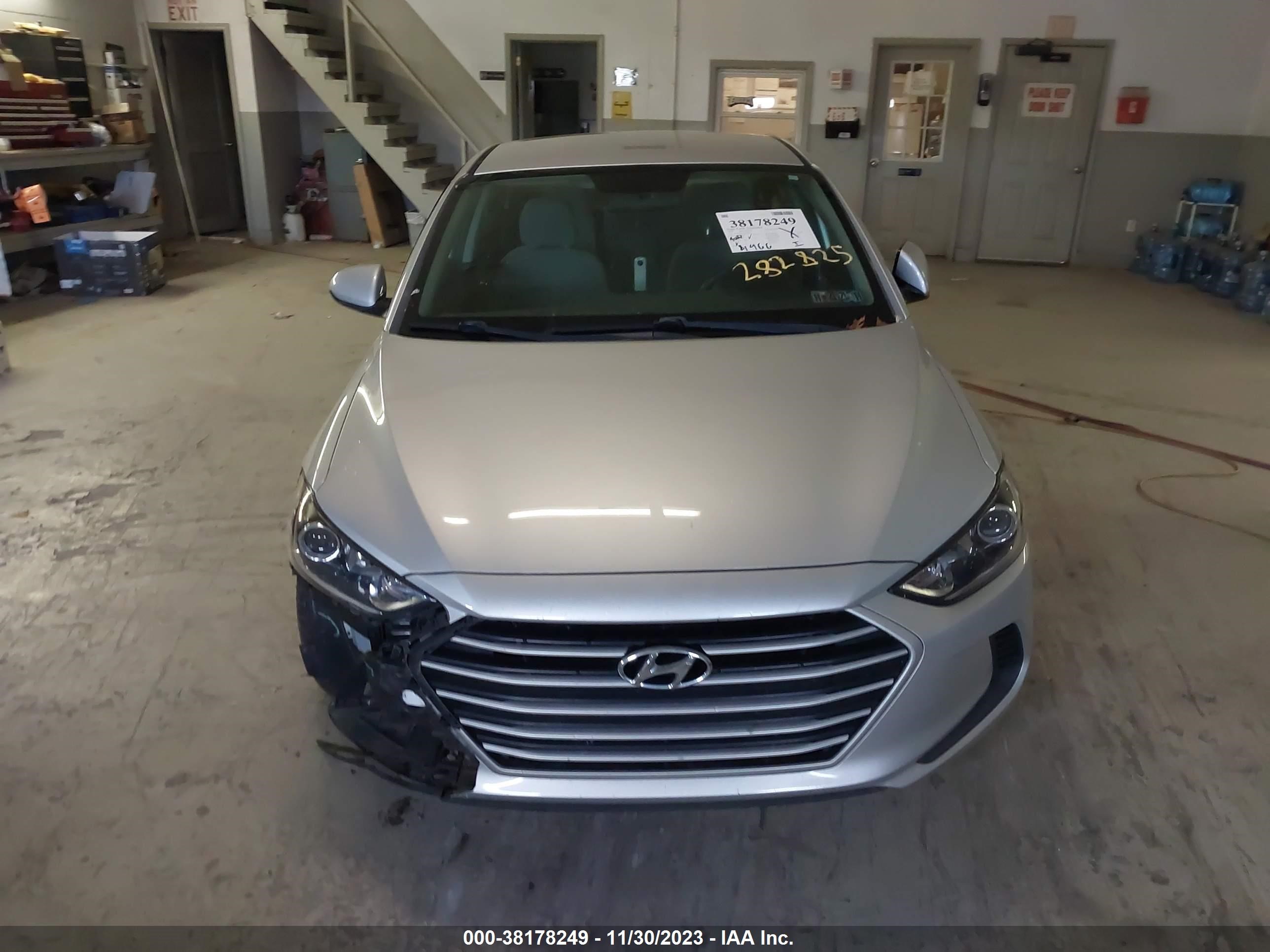 Photo 11 VIN: 5NPD74LF7JH282825 - HYUNDAI ELANTRA 