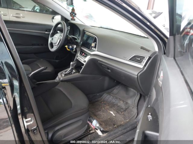 Photo 4 VIN: 5NPD74LF7JH309621 - HYUNDAI ELANTRA 