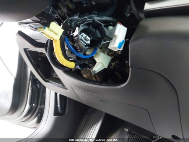 Photo 5 VIN: 5NPD74LF7JH309621 - HYUNDAI ELANTRA 