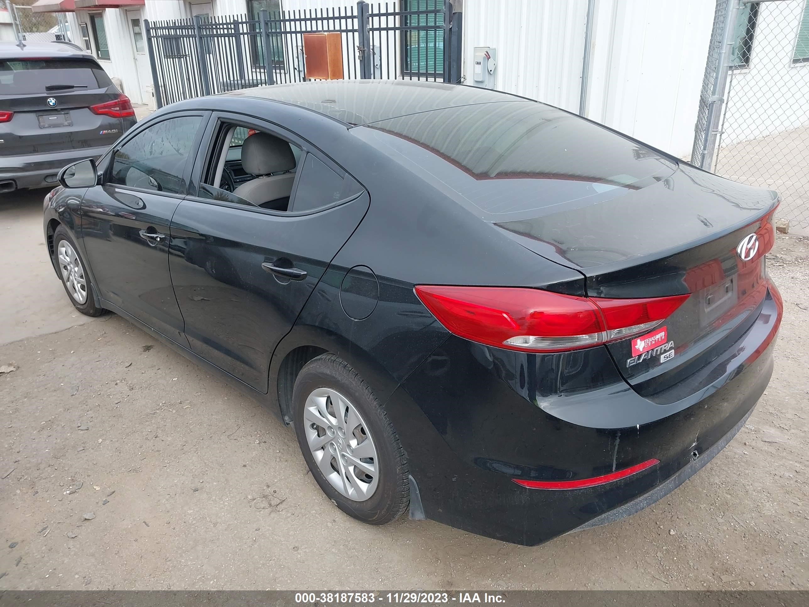 Photo 2 VIN: 5NPD74LF7JH314768 - HYUNDAI ELANTRA 