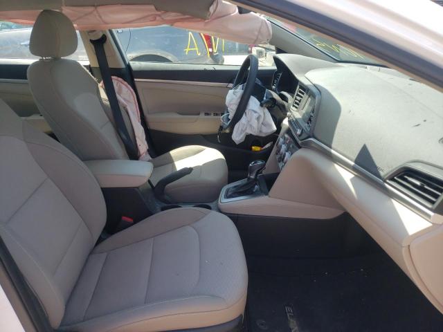 Photo 4 VIN: 5NPD74LF7KH418923 - HYUNDAI ELANTRA SE 