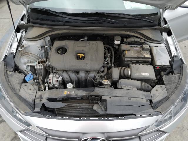 Photo 6 VIN: 5NPD74LF7KH421918 - HYUNDAI ELANTRA SE 