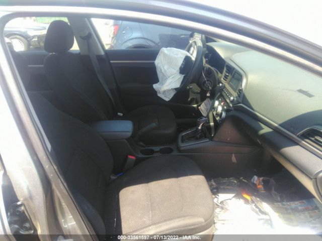 Photo 4 VIN: 5NPD74LF7KH431042 - HYUNDAI ELANTRA 