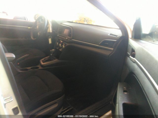 Photo 4 VIN: 5NPD74LF7KH443398 - HYUNDAI ELANTRA 