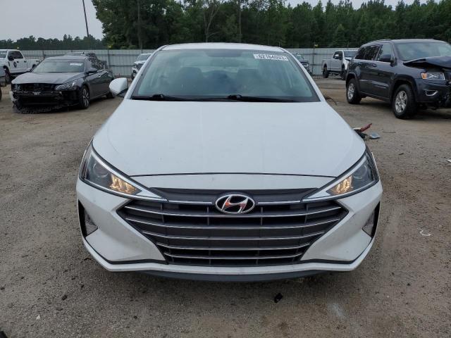 Photo 4 VIN: 5NPD74LF7KH490558 - HYUNDAI ELANTRA SE 