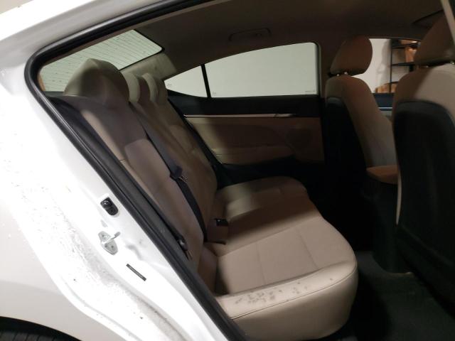 Photo 9 VIN: 5NPD74LF7KH493296 - HYUNDAI ELANTRA SE 