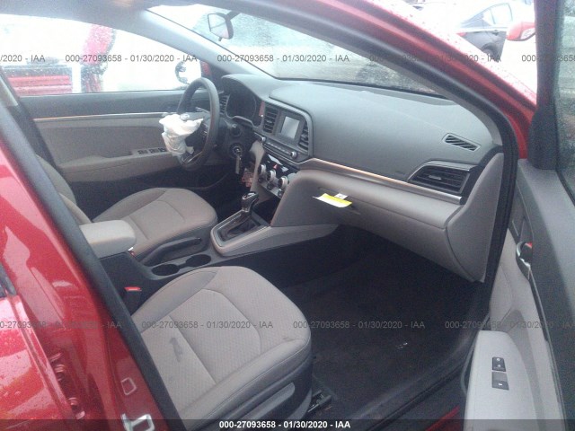 Photo 4 VIN: 5NPD74LF7KH493881 - HYUNDAI ELANTRA 