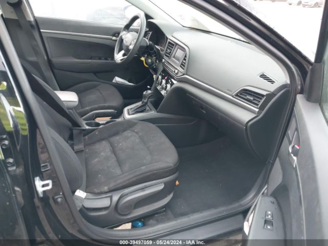 Photo 4 VIN: 5NPD74LF7KH496134 - HYUNDAI ELANTRA 