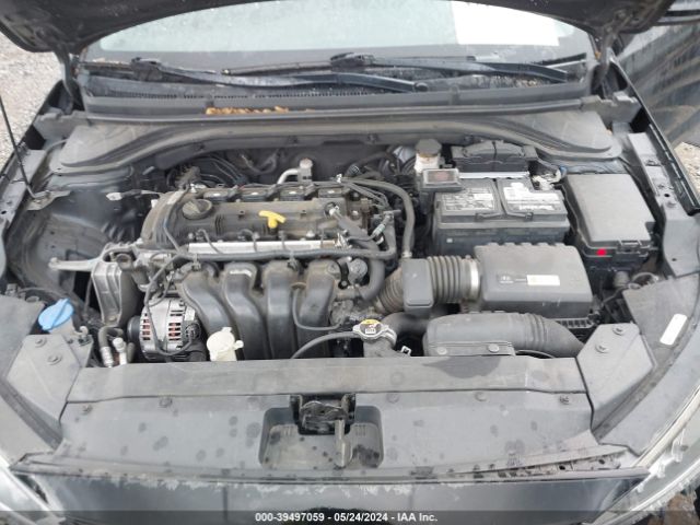 Photo 9 VIN: 5NPD74LF7KH496134 - HYUNDAI ELANTRA 