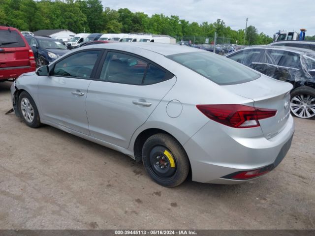 Photo 2 VIN: 5NPD74LF7KH497994 - HYUNDAI ELANTRA 