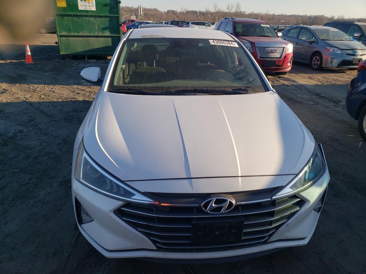 Photo 4 VIN: 5NPD74LF7LH498404 - HYUNDAI ELANTRA 