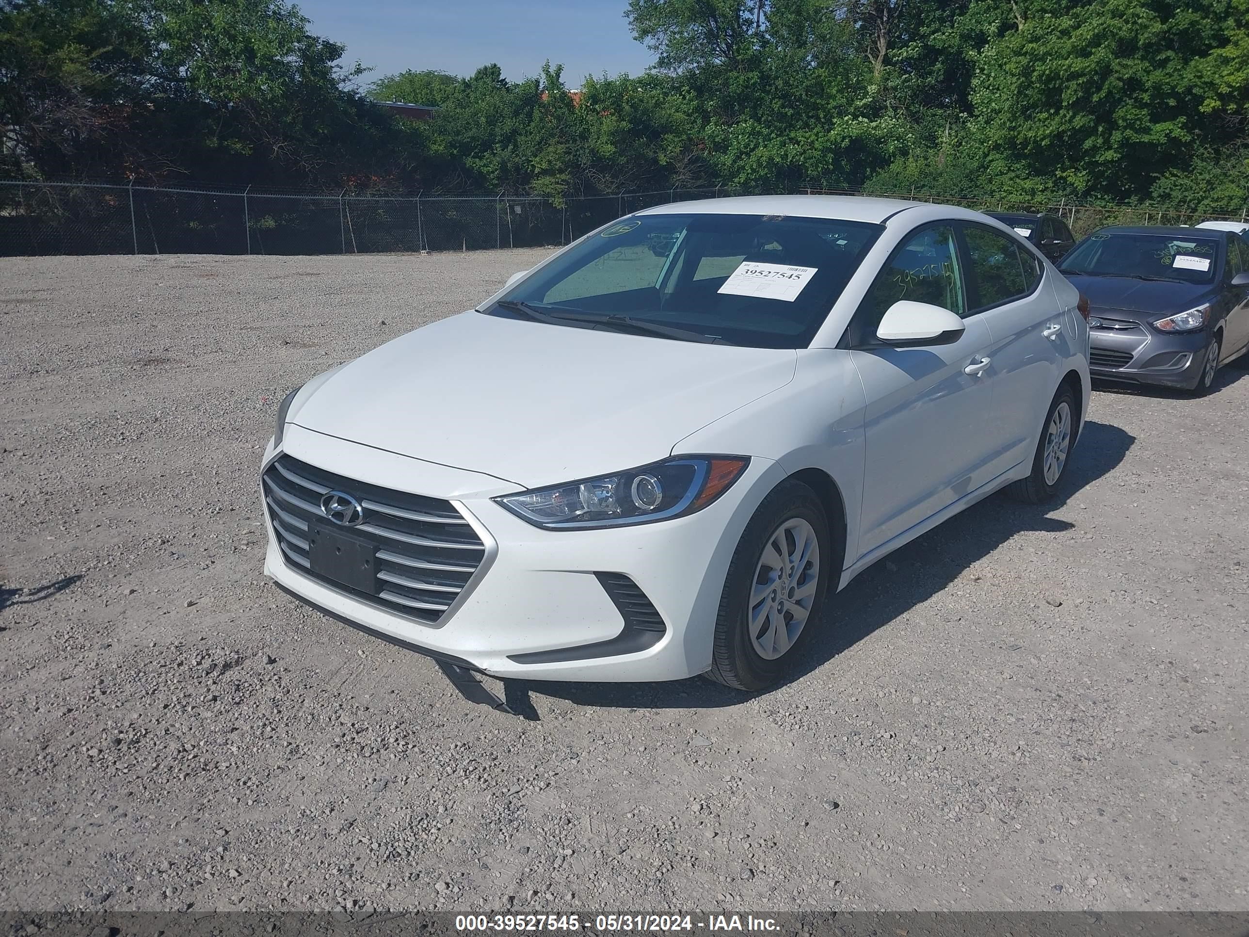 Photo 1 VIN: 5NPD74LF8HH048428 - HYUNDAI ELANTRA 