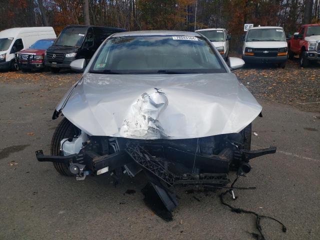 Photo 4 VIN: 5NPD74LF8HH065696 - HYUNDAI ELANTRA SE 